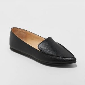 Black pointy toe loafer flats